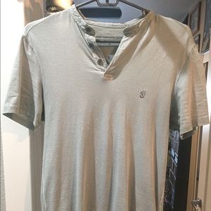 John Varvatos T shirt button v neck no collar